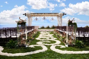 Outdoor aisle style