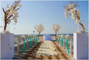 Beach wedding aisle style
